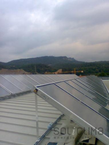 eficiencia energetica mediante energia solar en osona