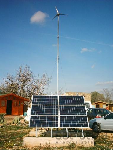 Instalacion fotovoltaica y eólica en Tarragona